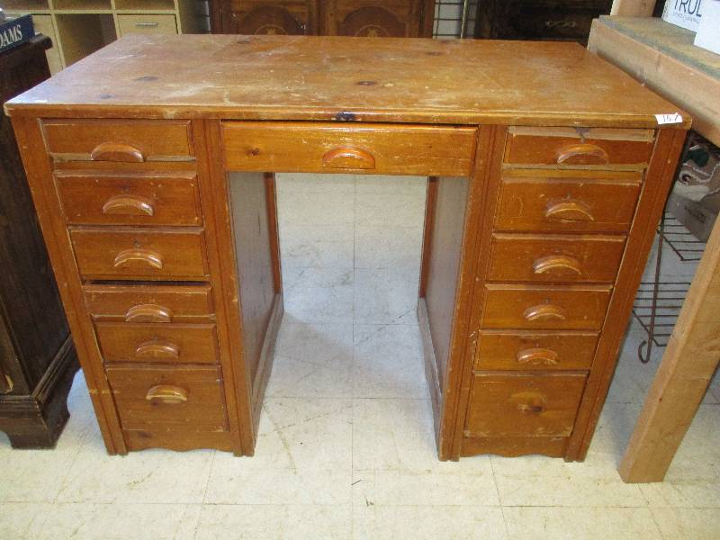 lot 167 image: Wood Desk