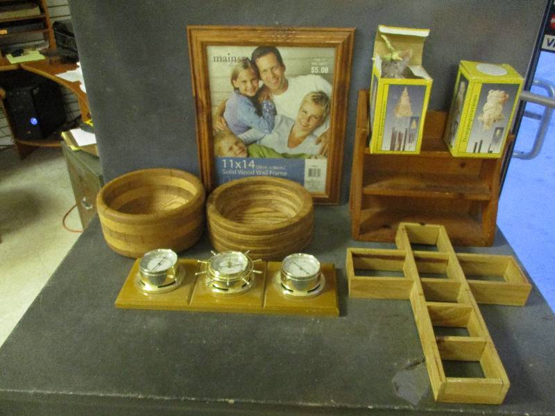lot 187 image: Weather Gauges, Wind Chimes & More