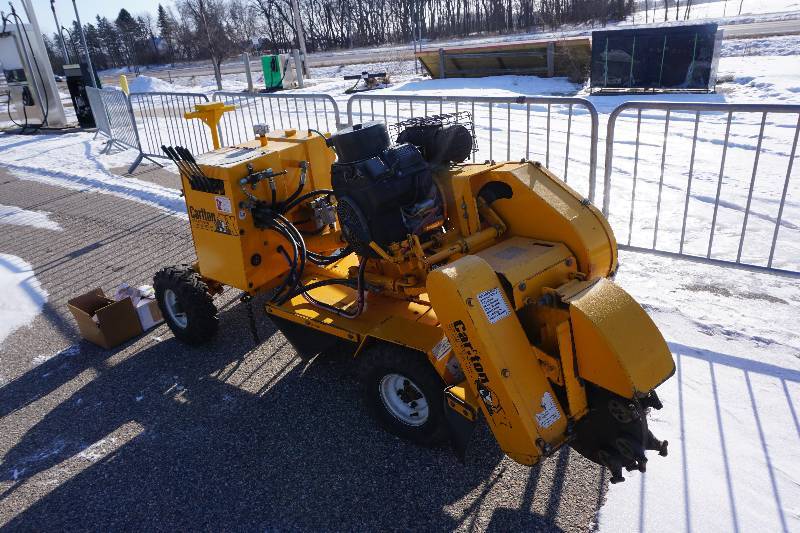 lot 3 image: Carlton Ox Model 2500-4 Power Stump Grinder