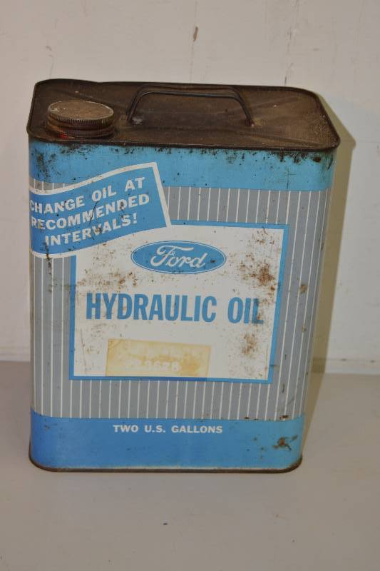 lot 101 image: Ford Hydraulic Oil Container