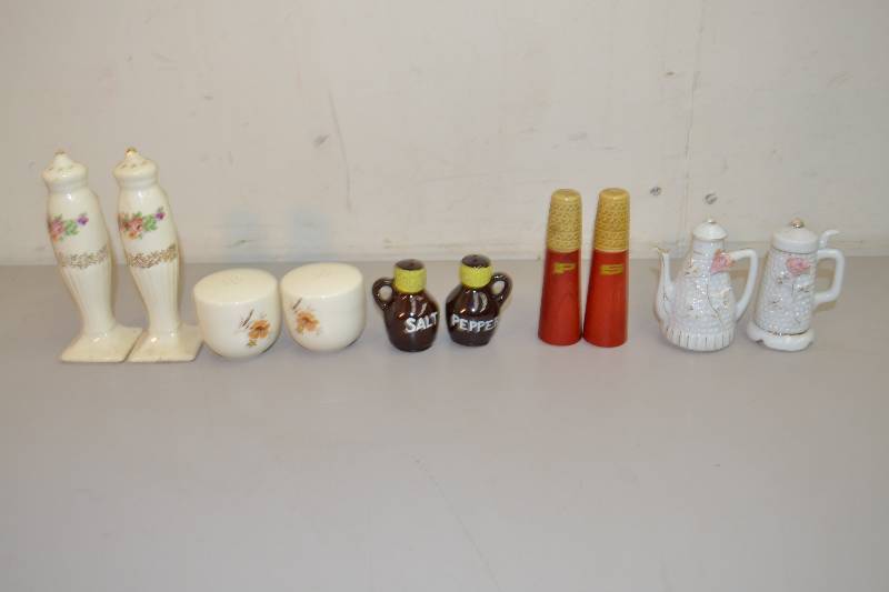 lot 114 image: Salt and Pepper Shakers
