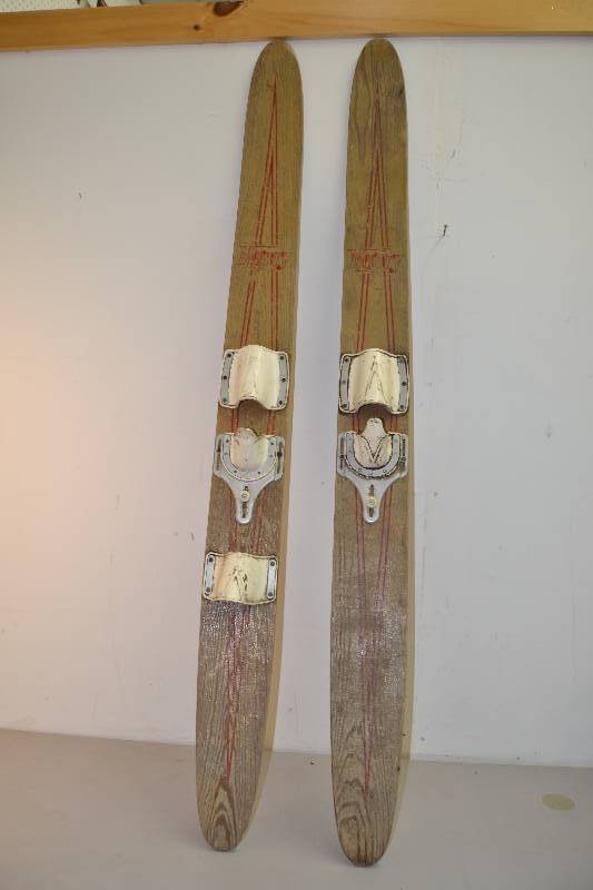 lot 147 image: Vintage Mercury water Skis