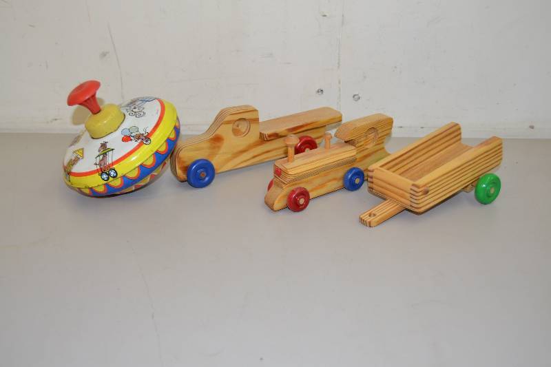lot 153 image: Top and truck and train.