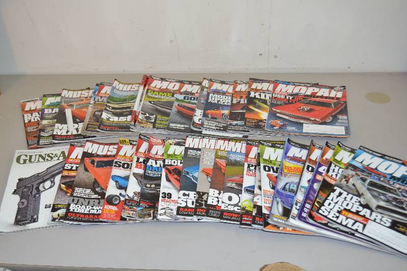 lot 15 image: Muscle Car Magazines