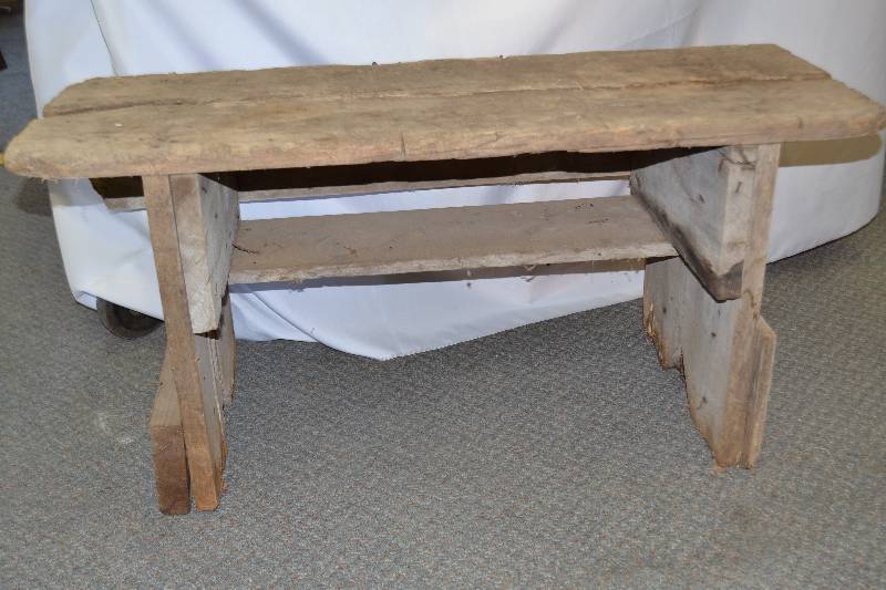 lot 86 image: Handmade Bench