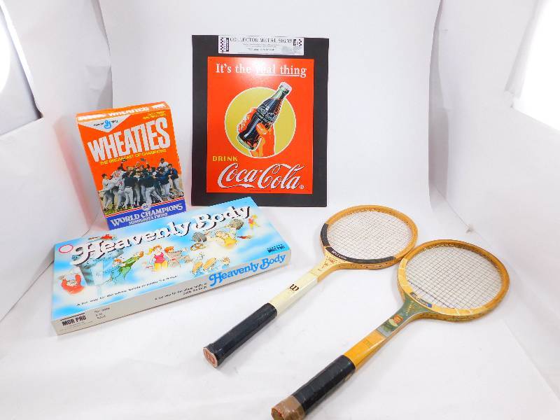 lot 13 image: Lot of Various Items