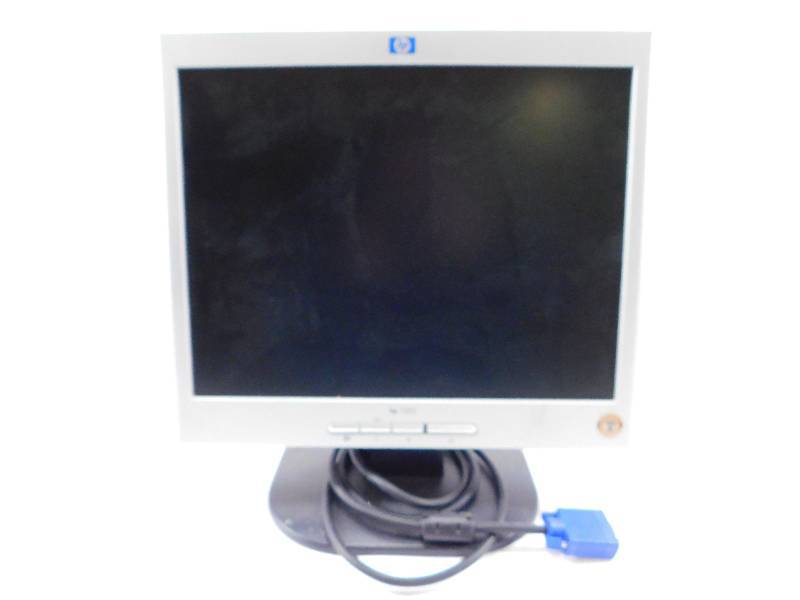lot 32 image: 15 Computer Monitor - Tested, Works