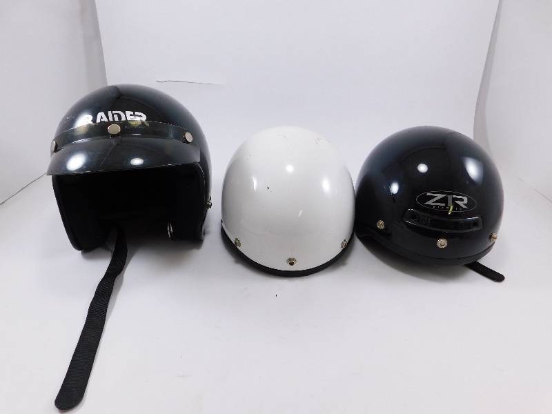 lot 45 image: 3 Motorcycle Helmets