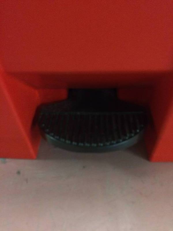 lot 54 image: Heavy Duty Rubbermaid Foot Flip Top Garbage OR Storage Tote - Excellent