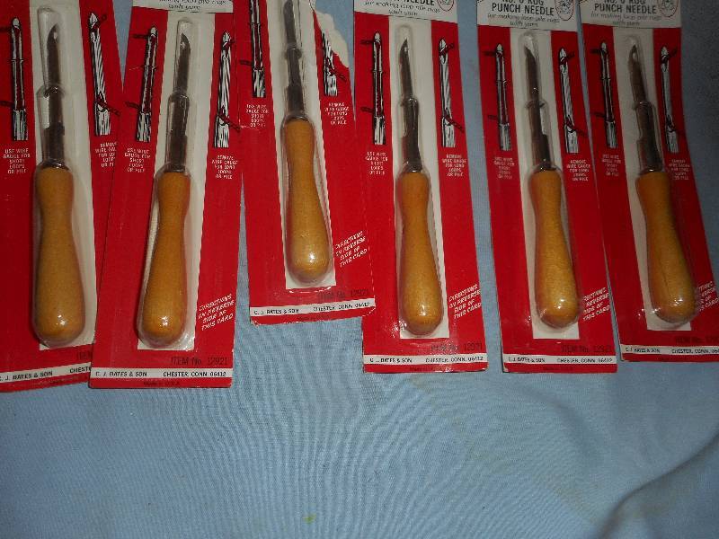 6 PUNCH NEEDLEWS