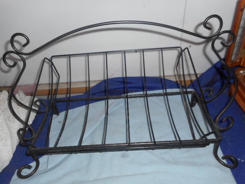ANTIQUE METAL LOG HOLDER