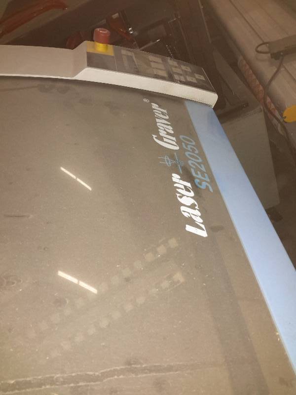 lot 11 image: Laser Graver, SE2050