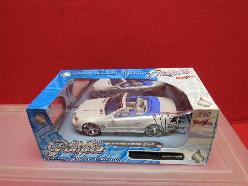 Collectible Maisto
