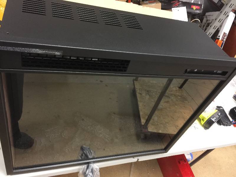 lot 79 image: Classic Flame 23 Infrared Electric Fireplace Insert  open box never used