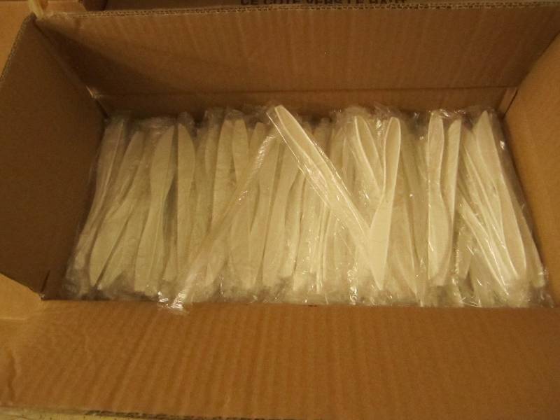 1 box of 1000 wrapped palstic knive...