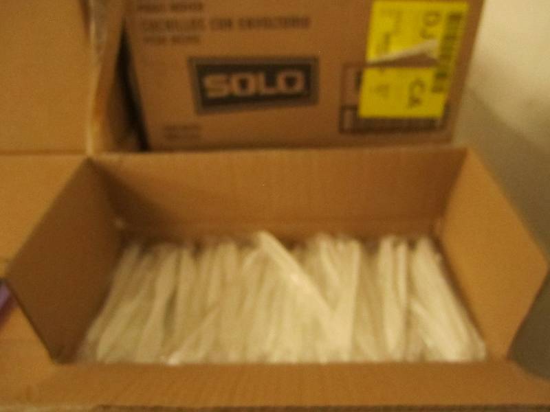 1 box of 1000 wrapped palstic knive...