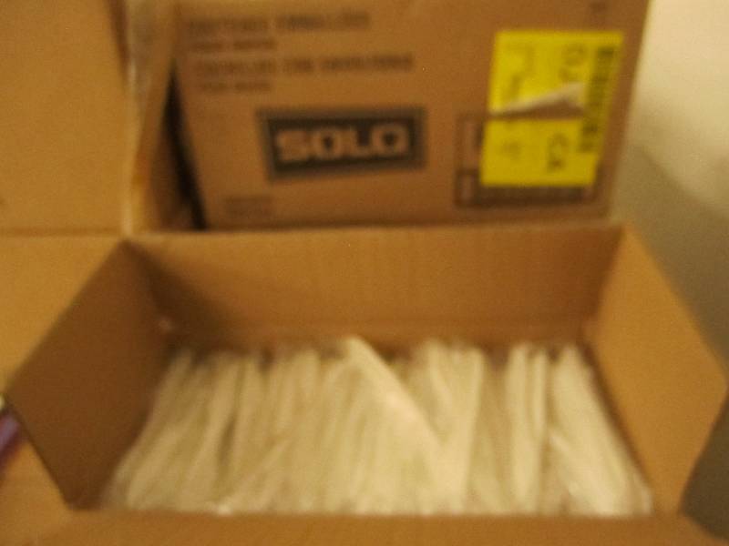 1 box of 1000 wrapped palstic knive...