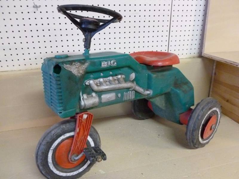 Peddle Tractor