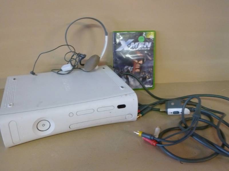XBOX Game Console