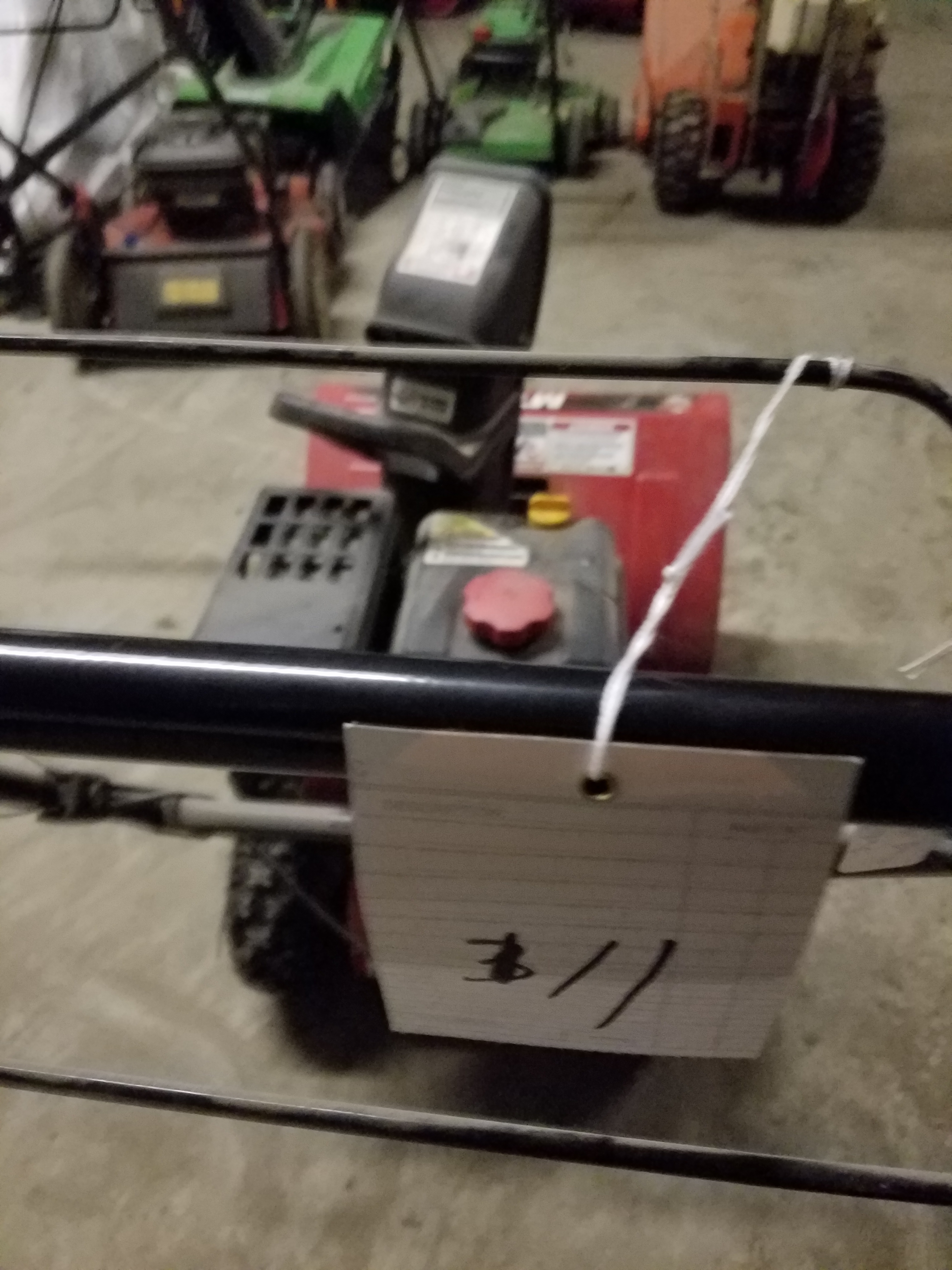 lot 6 image: MTD 22 Snowblower