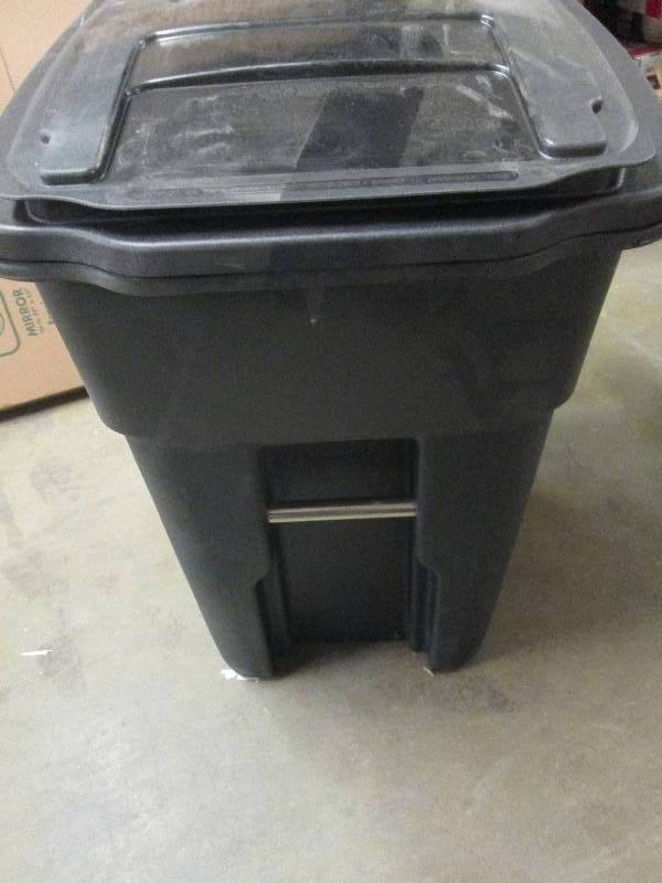 new 48 gallon garbage can on wheels...