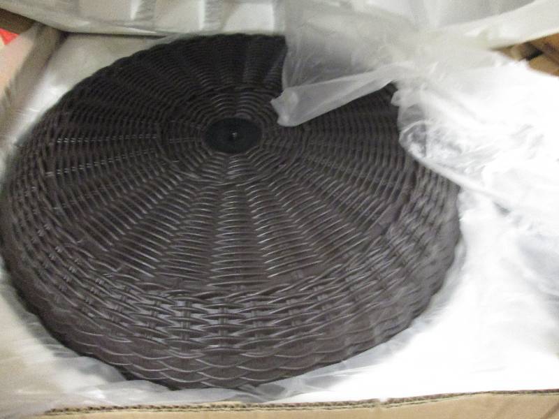 Monterey Wicker Look 35 lbs. Concre...