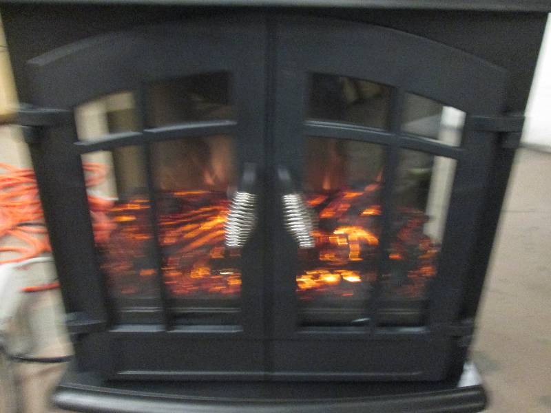 Hampton Bay infrared electric stove...