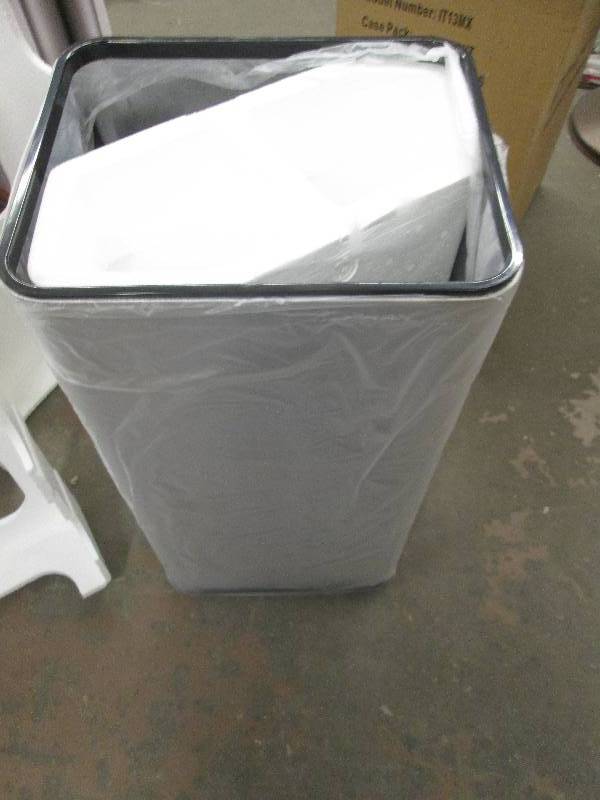 13 gallon tuchless trash can new ...
