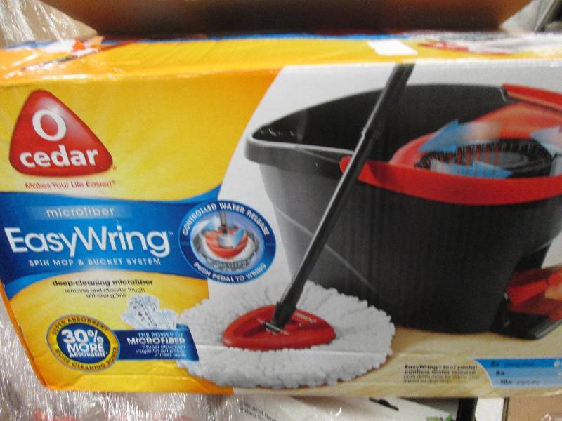 Cedar easy wring mop and bucket sys...