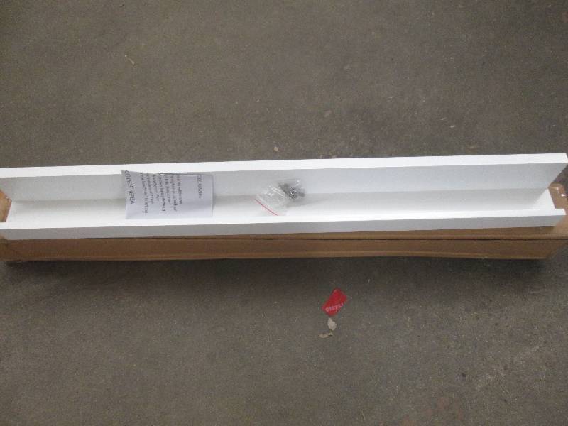 new 36 in. Photo Ledge retail $20.9...