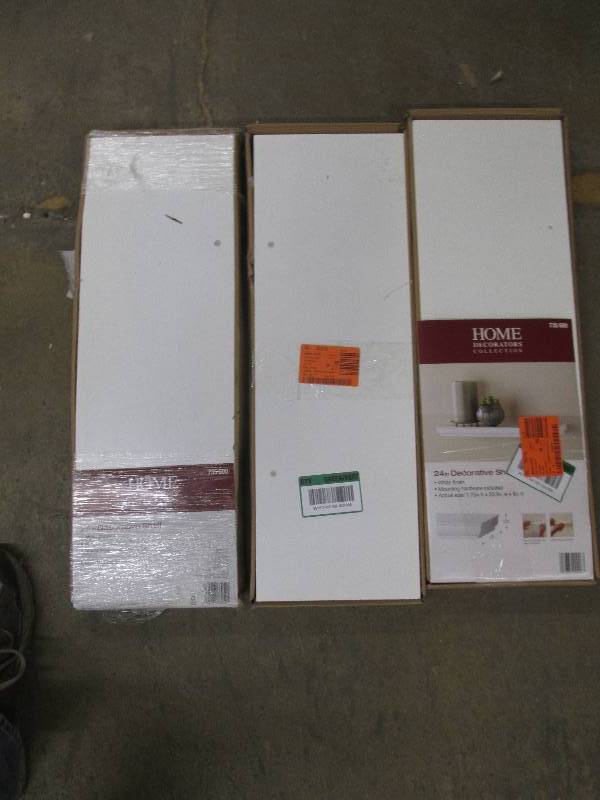 lot of 3 - 24 decorative shelfs re...