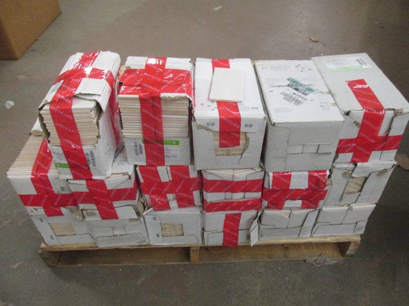 lot of 16 boxes of 3x6 snow white...