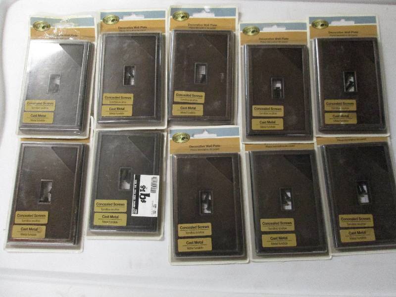 10 Hampton Bay 1 Toggle Screwless C...