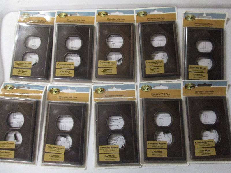10 Hampton Bay 1 Duplex Outlet Wall...