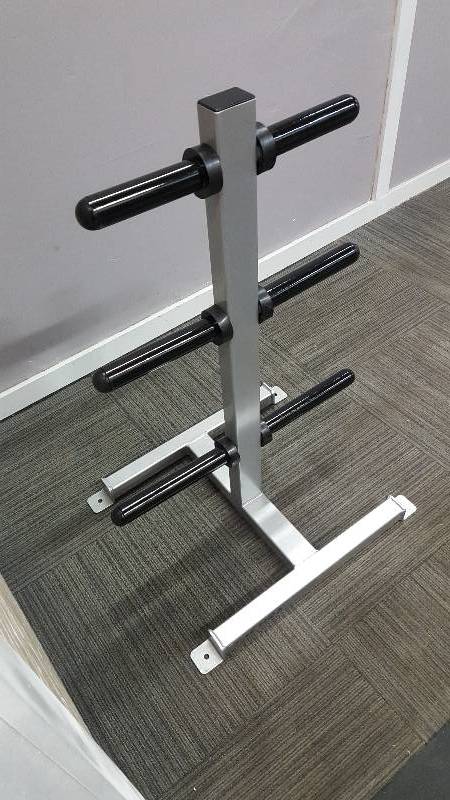 lot 22 image: Cybex Commercial Olympic Weight Tree