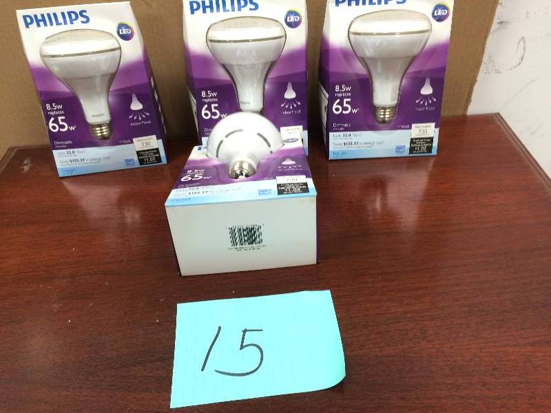lot 15 image: Lot of 4 new Philips 65W Equivalent Daylight BR30 Dimmable LED Flood Light Bulb