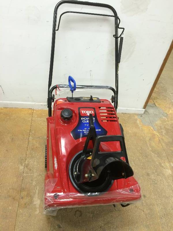 lot 42 image: Toro Power Clear 721 R-C (21) Commercial Single Stage Snow Blower display model