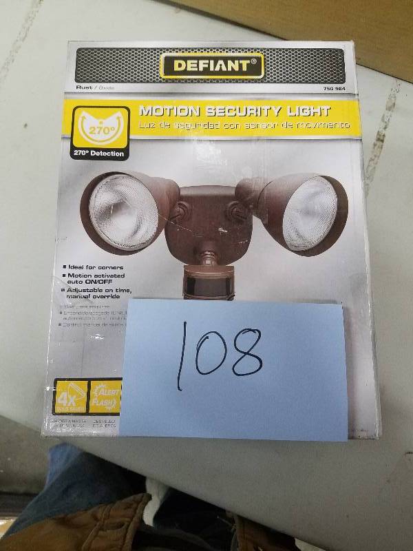 lot 108 image: Defiant 270° Rust Motion Outdoor Security Light open box