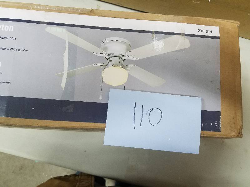 lot 110 image: Hampton Bay Littleton 42 in. White Ceiling Fan open box