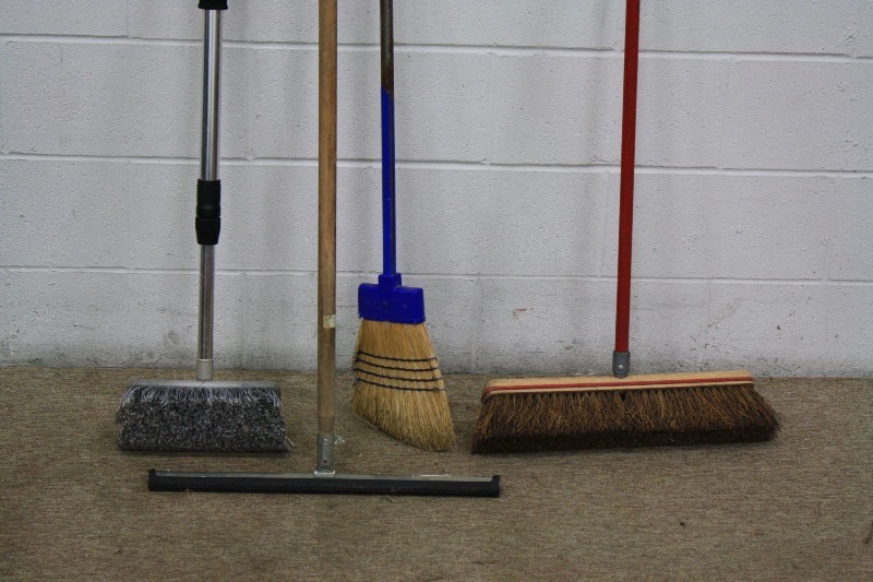 lot 86 image: Broom Tools