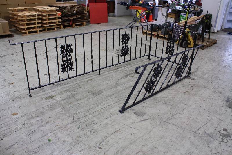lot 41 image: Wrought Iron Railings