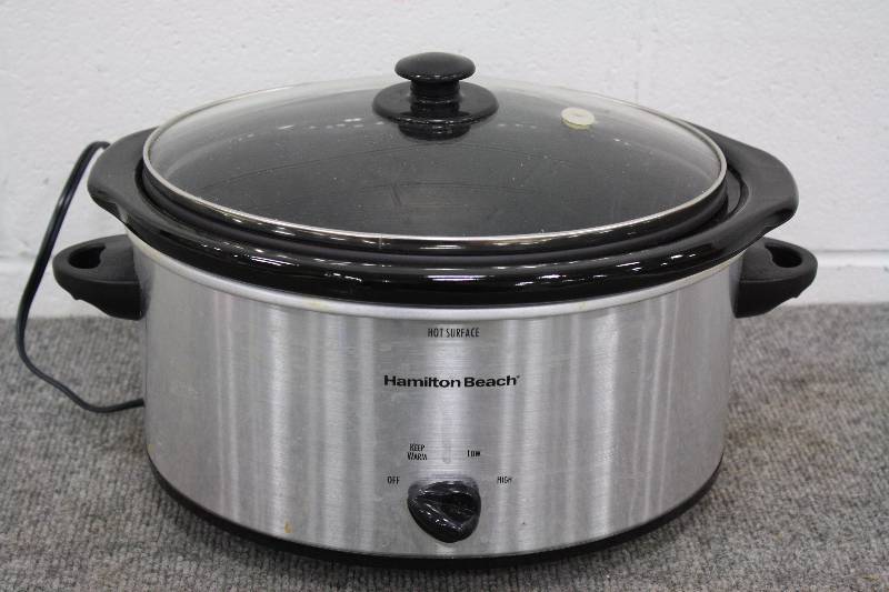 lot 38 image: Hamilton Beach 5qt Crock Pot