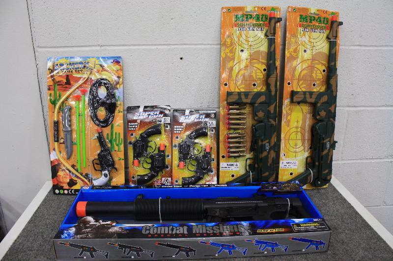 lot 47 image: Toy Gun Lot