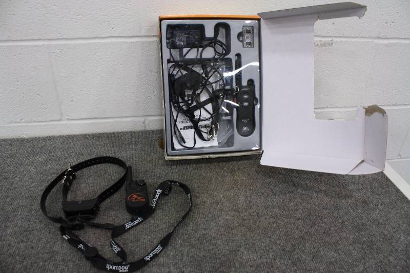 lot 61 image: Dog Trainers (Sport Dog Brand)