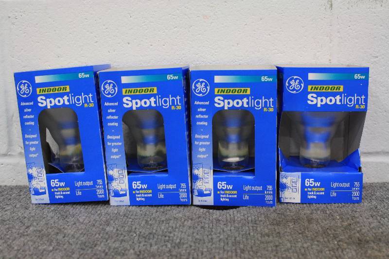 lot 67 image: Indoor Spotlights (4qty)