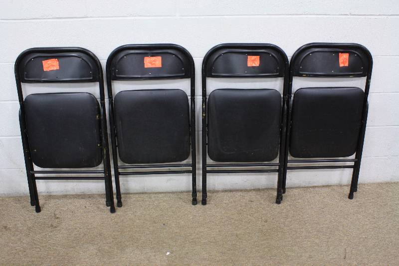 lot 143 image: 4 Black Folding Chairs