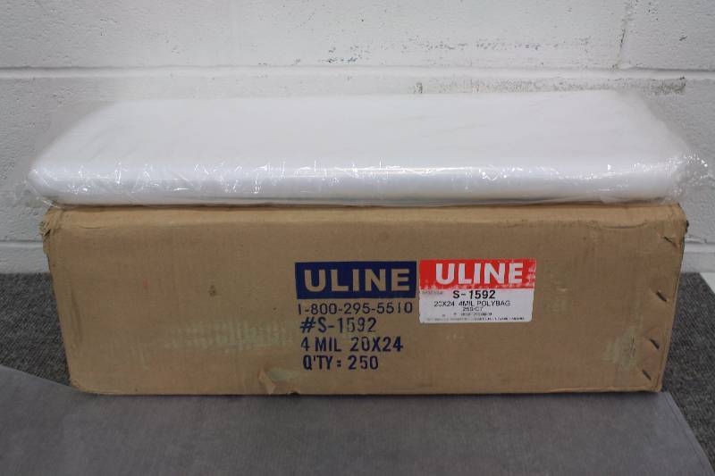 lot 133 image: Uline 20x24 Bags 150qty
