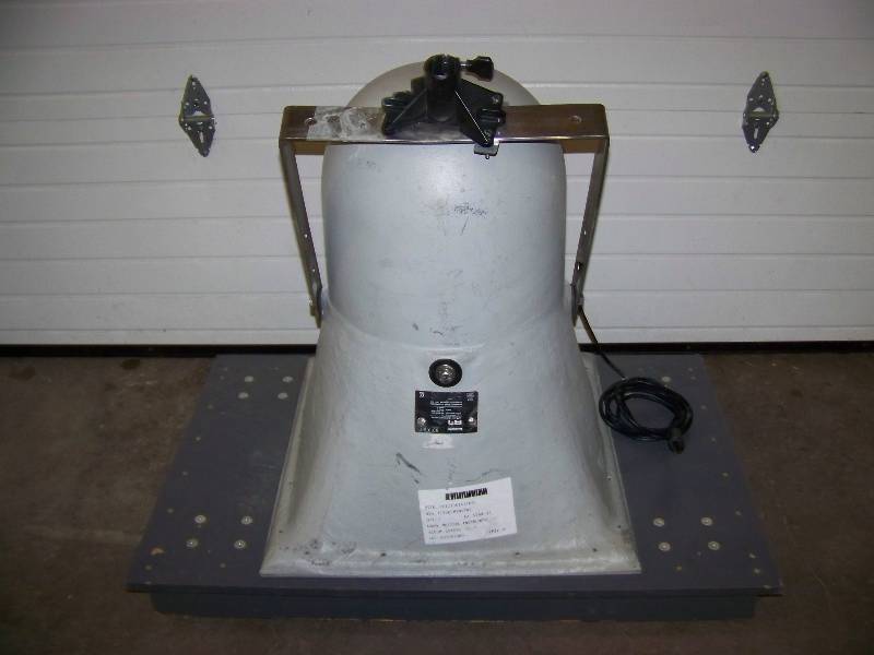 lot 28 image: Community, Professional Loudspeakers, 2-Way Loudspeaker  Speaker System