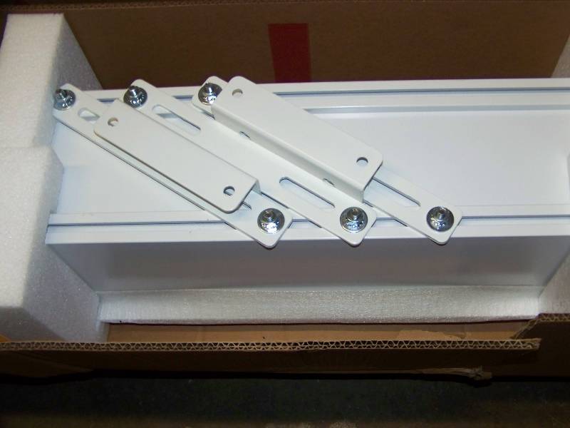lot 23 image: Da-Lite, Advantage, 113 Diagonal, Powered (Electric), Movie  Projection Screen with 3-Button Control  Switch - BRAND NEW