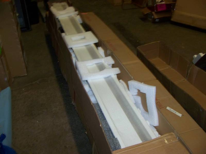 lot 26 image: Da-Lite, Advantage Deluxe, 60 x 101, Tensioned Electrol Projection Screen - BRAND NEW